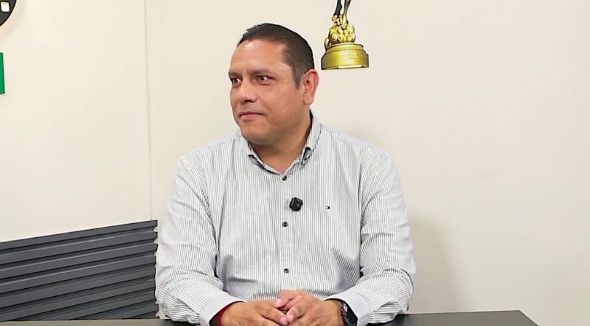 Lamenta Santana reunión de priistas con Cruz en Parral