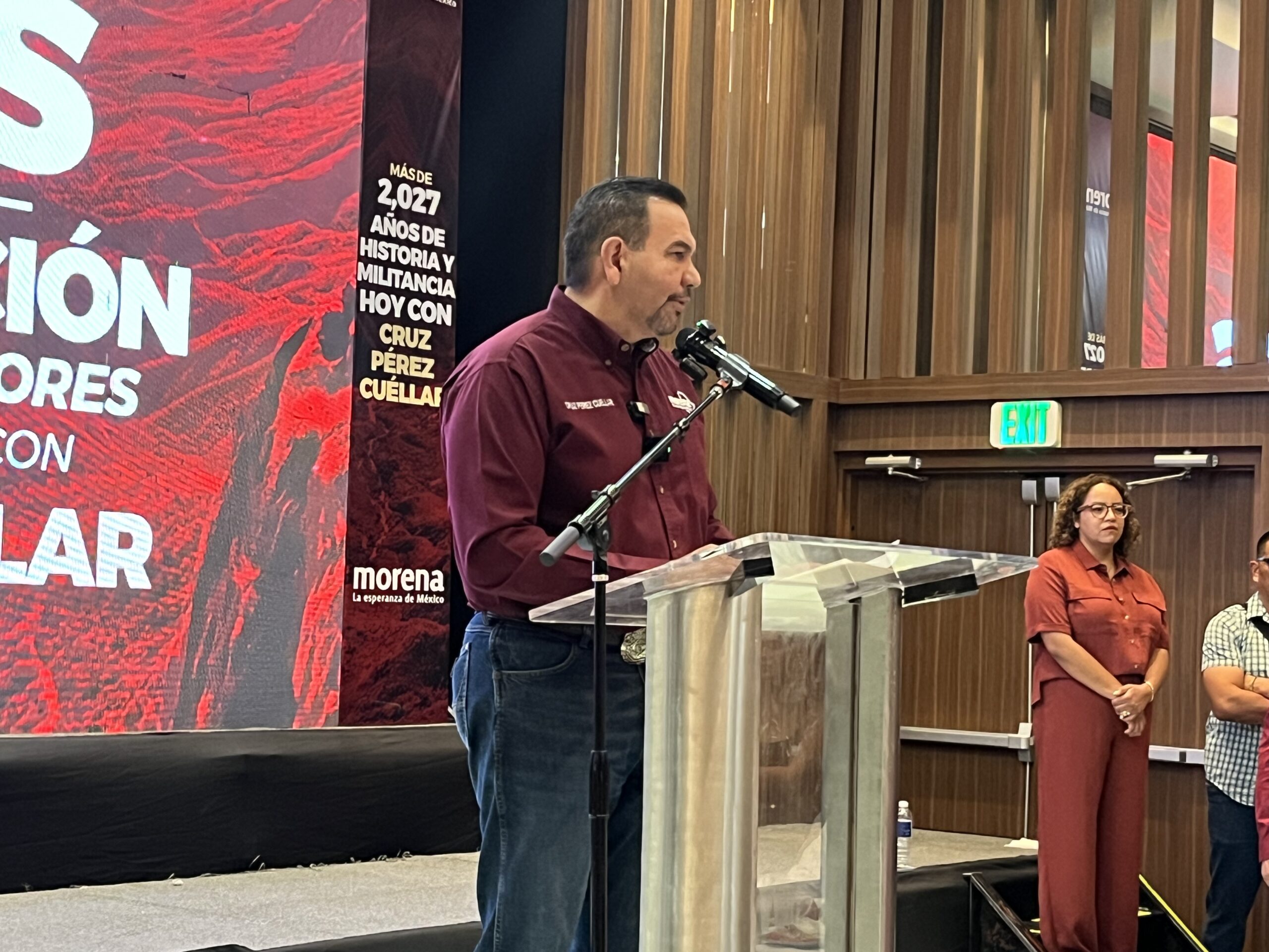 Realiza Cruz encuentro con fundadores de Morena