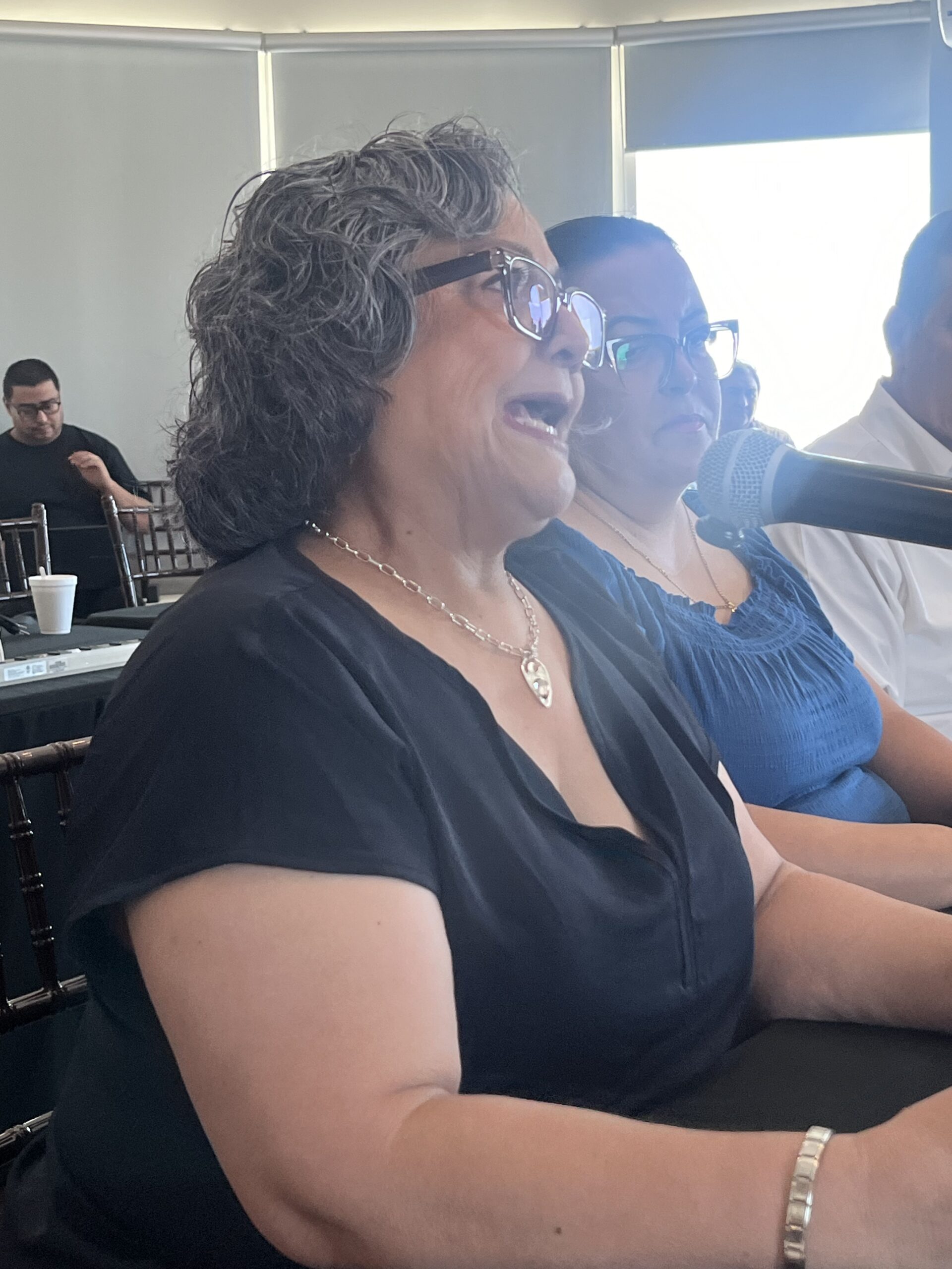 Piden maestros penas más altas a padres de familia que los amenacen cuando sus hijos reprueban