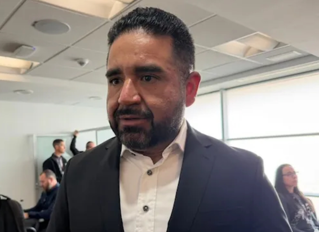 Órgano electoral y Tribunales prefieren lavarse las manos y no regular campañas: Sánchez