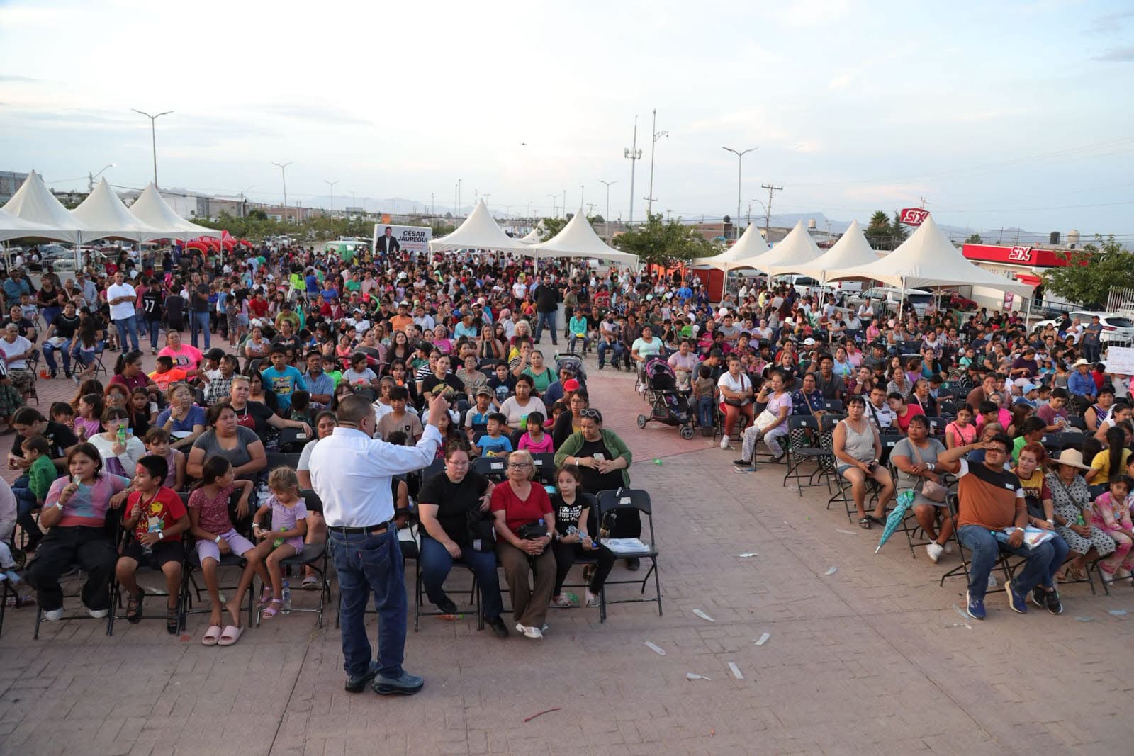 La única forma de saber qué necesita el ciudadano es estar cerca: Jauregui