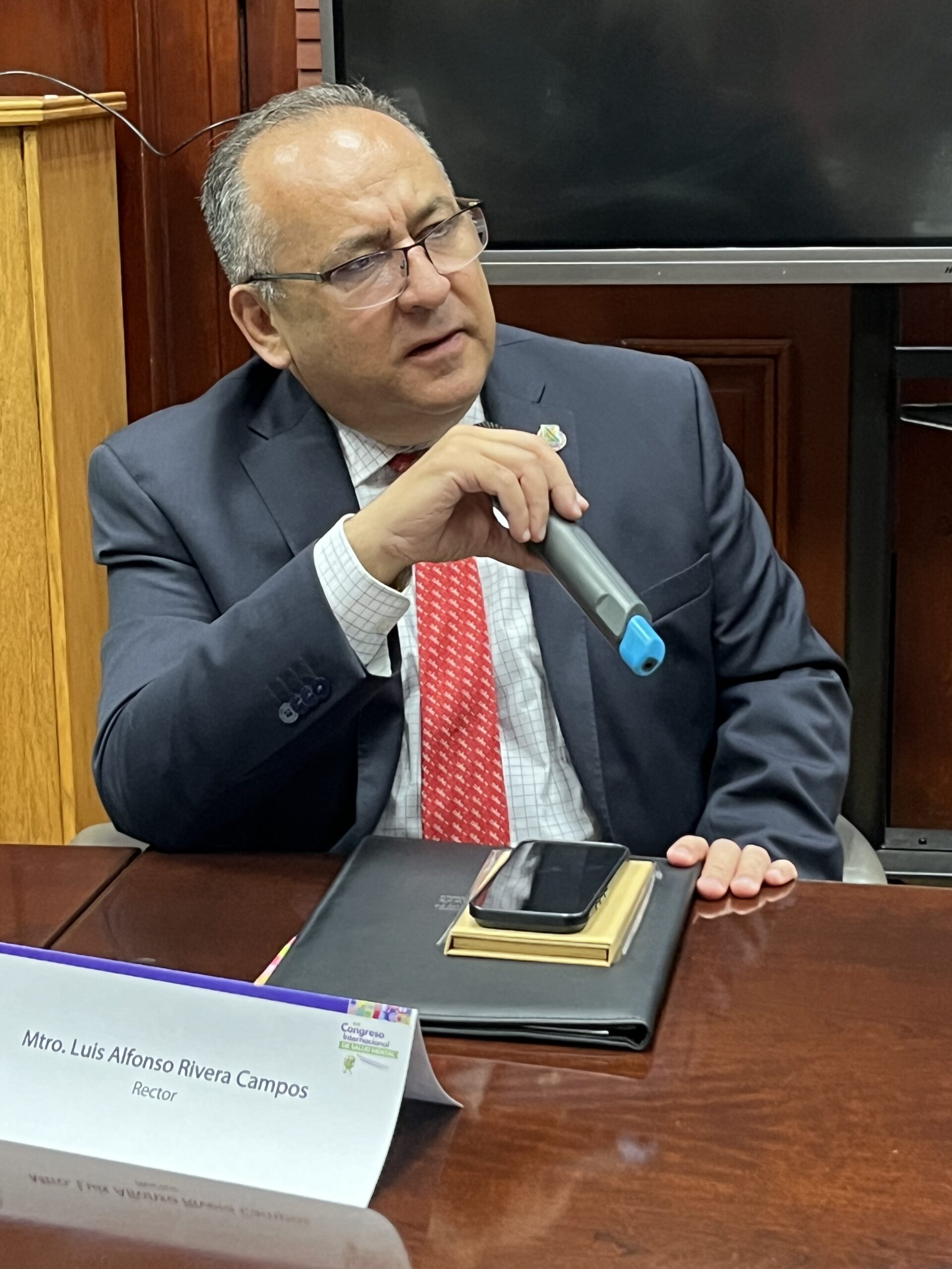 Hay cosas que en la UNAM no deben pasar, en la UACH seguiremos con CENEVAL: Rector