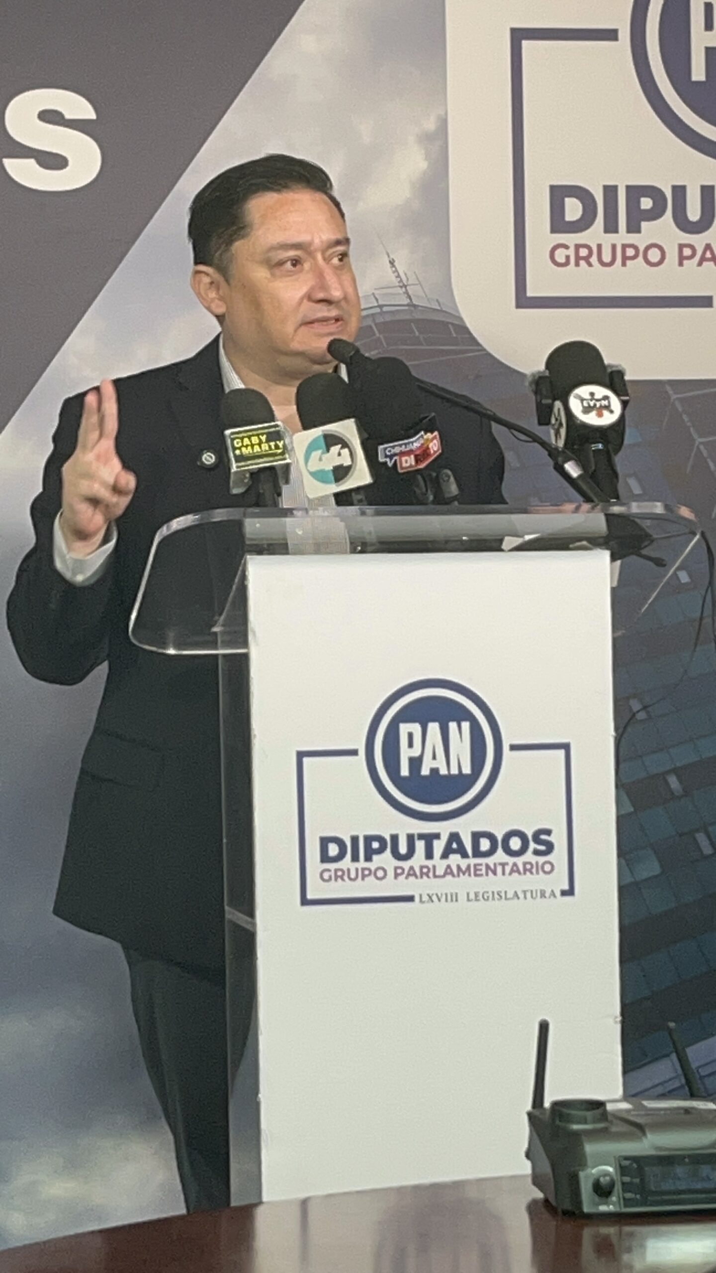 Tomemos la causa del PAN y vayamos en unidad