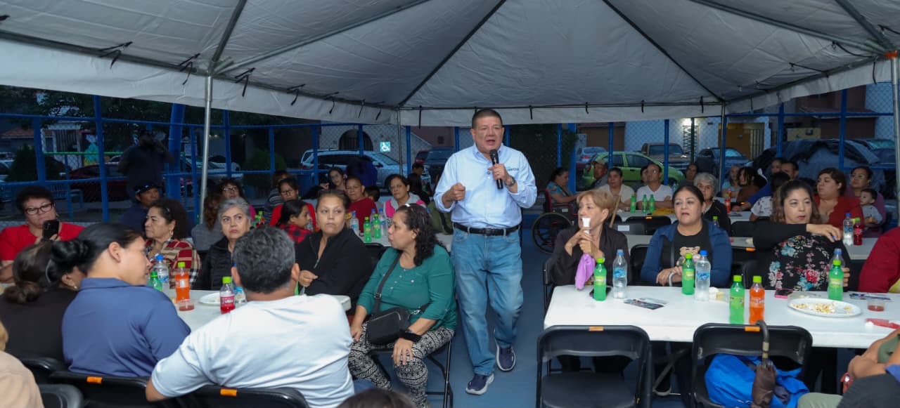 Destaca César Jáuregui historia e identidad de Chihuahua 2000