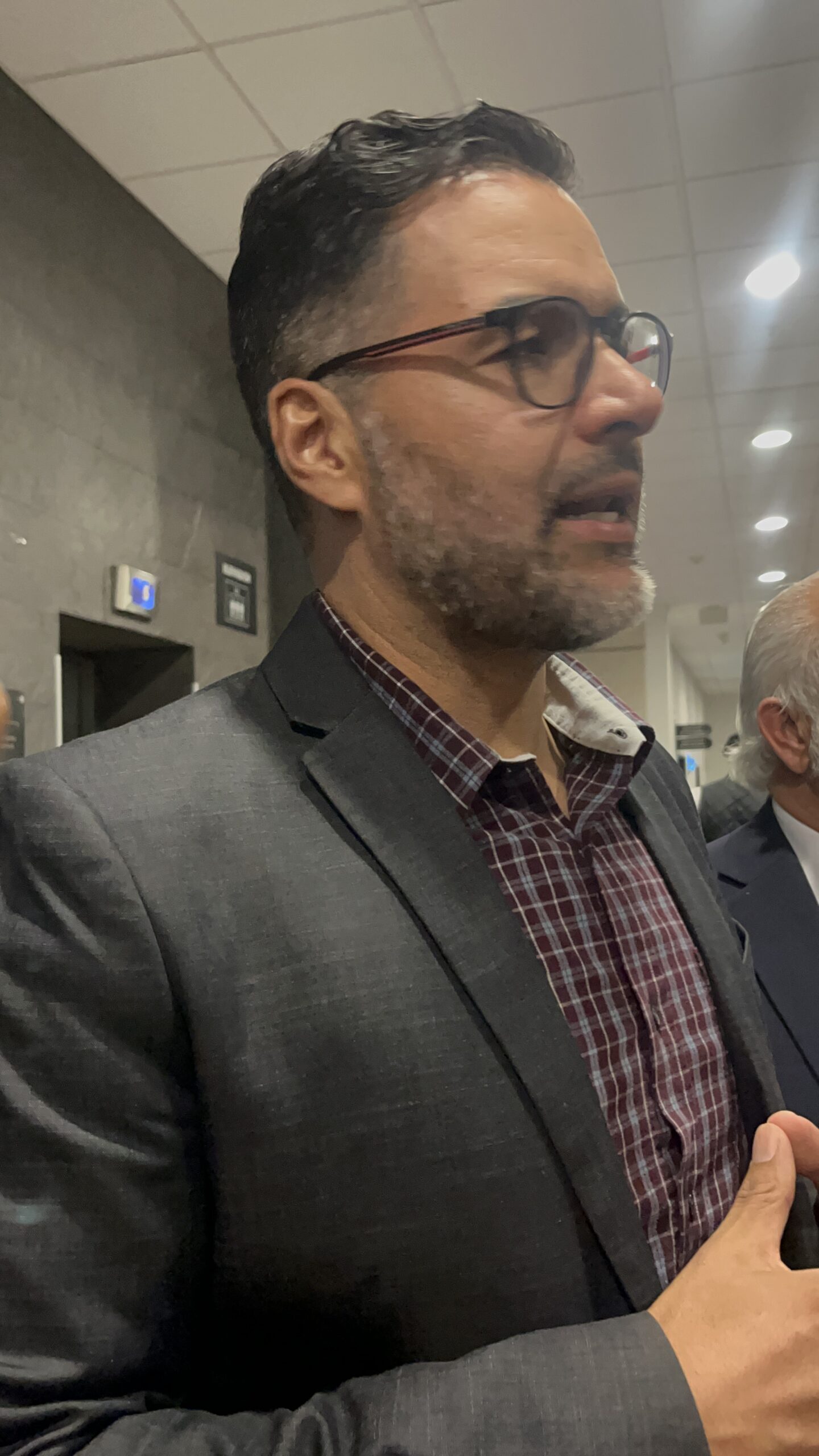 Gobierno Federal cambia situación jurídica de ex fiscal, lo investigan por traición a la patria