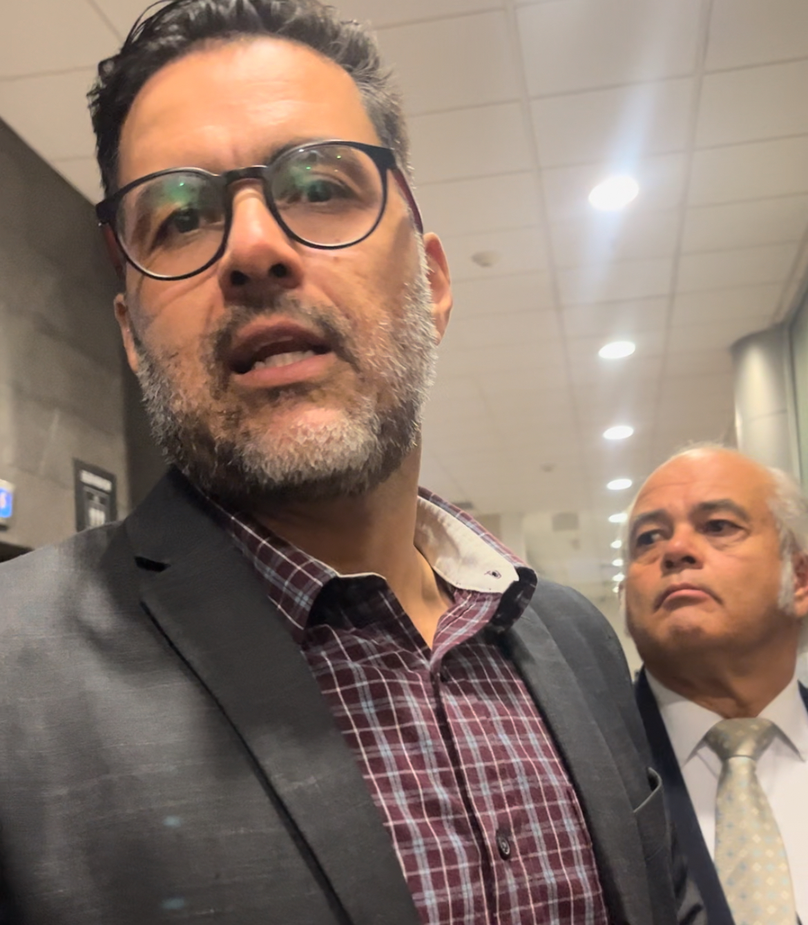 Señala Héctor Villasana que la autoridad que imputa delitos a ex fiscal es incompetente; juzgador señala que es apresurado resolver