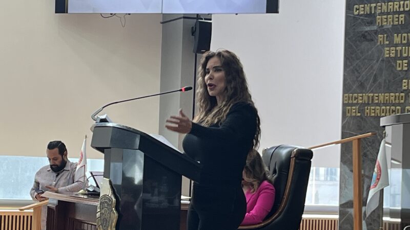Busca Morena comparecencia de Maru Campos al Congreso