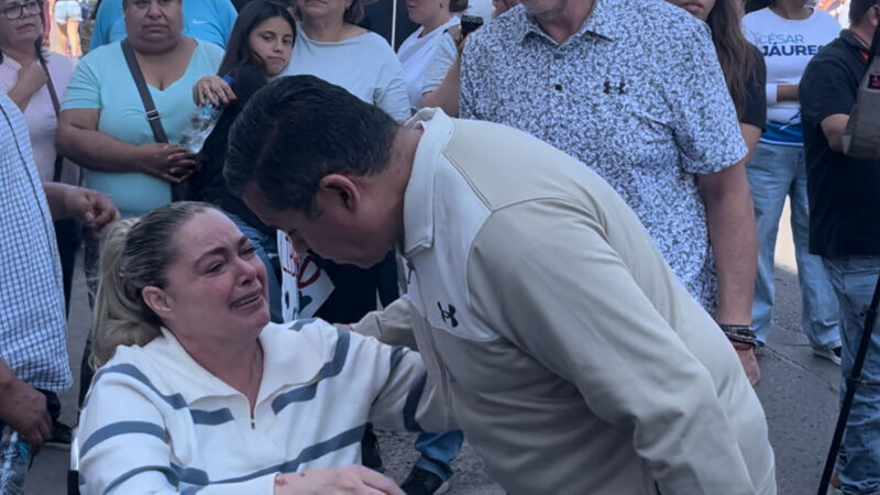 ¡César libre! Gritan panistas a las afueras de la FGR en Chihuahua