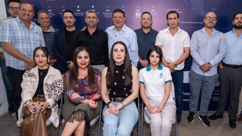 Sostiene César Jáuregui diálogo de casi tres horas con empresarios y profesionistas de Chihuahua