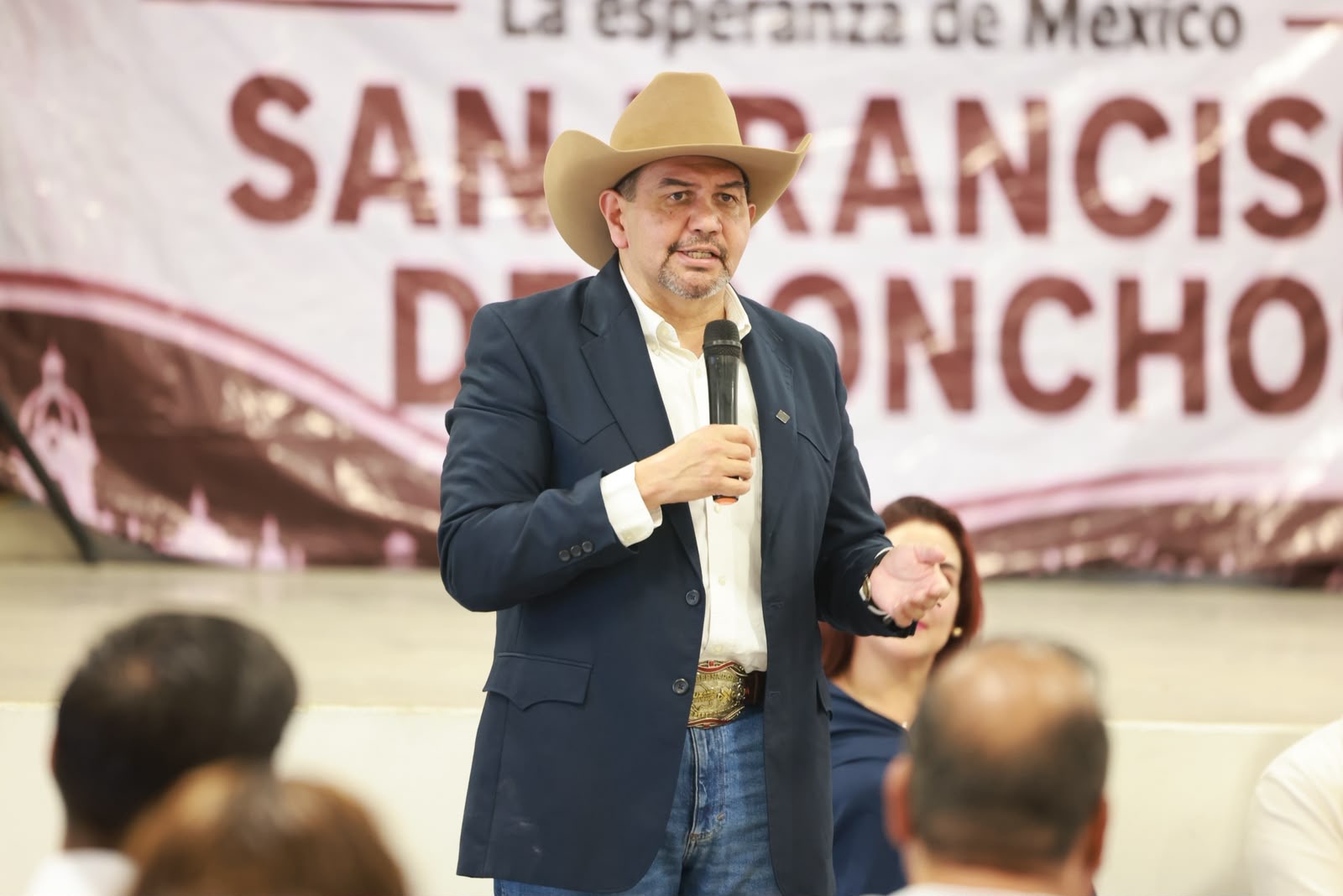 Cruz Pérez Cuéllar lleva el diálogo y la unidad de Morena a San Francisco de Conchos